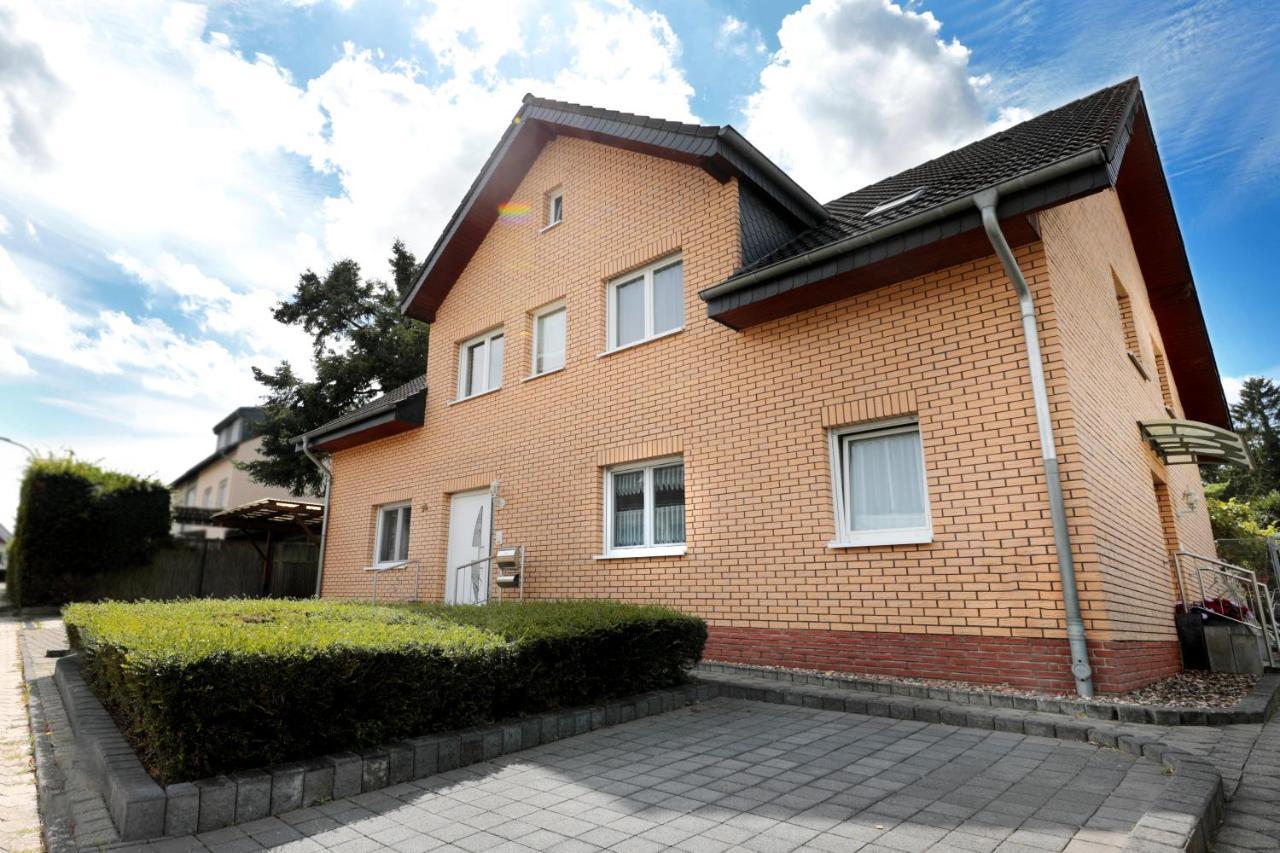 Goldhouse - Sauna, Whirlpool, Switch, Darts & Mehr Andernach Exterior foto